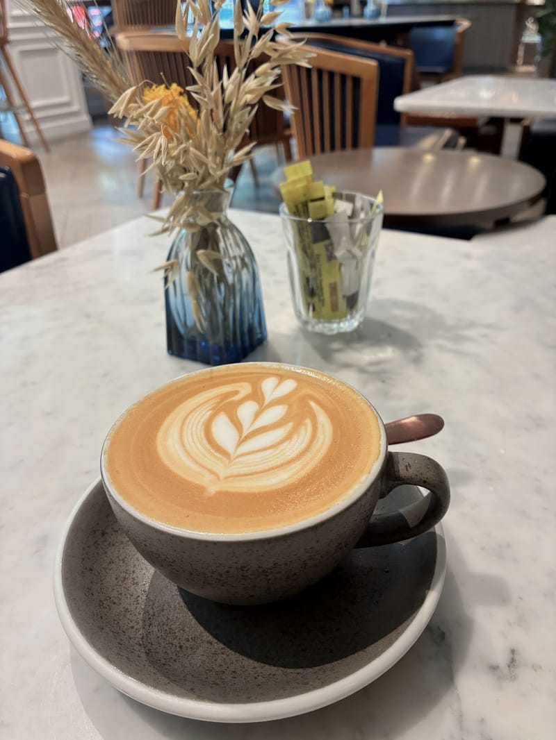 Page Common Coffeehouse - Photo 4